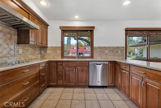 MLS #SR25240601 image #11