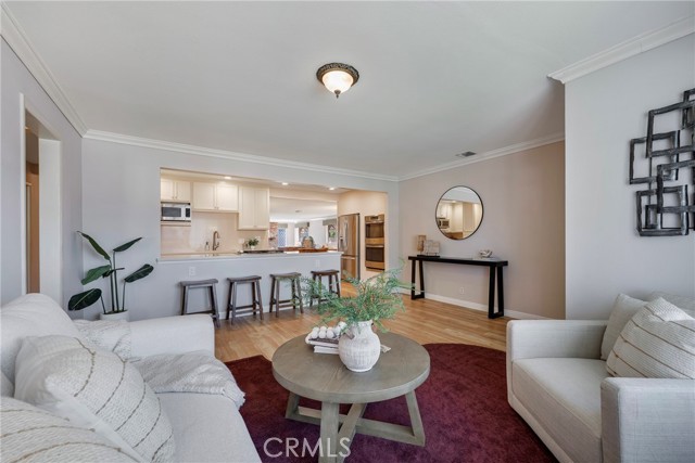 Detail Gallery Image 8 of 38 For 2404 W Ash Ave, Fullerton,  CA 92833 - 3 Beds | 2 Baths