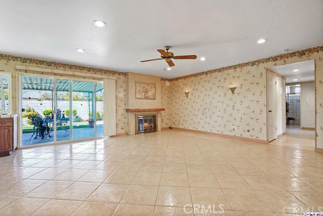 2433 Burlingham Place photo 4