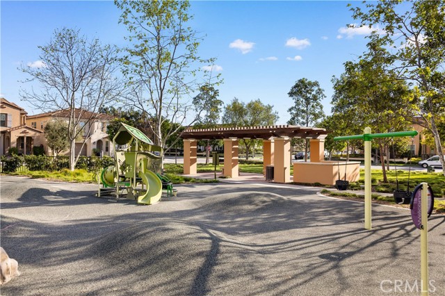 Detail Gallery Image 43 of 50 For 135 Hollow Tree, Irvine,  CA 92618 - 4 Beds | 3 Baths