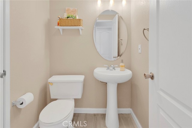 Detail Gallery Image 18 of 51 For 13673 Silversand St, Victorville,  CA 92394 - 3 Beds | 2/1 Baths