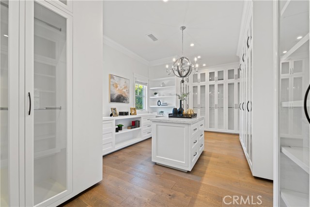 Detail Gallery Image 41 of 59 For 17528 Jayden Ln, Encino,  CA 91316 - 7 Beds | 10/1 Baths