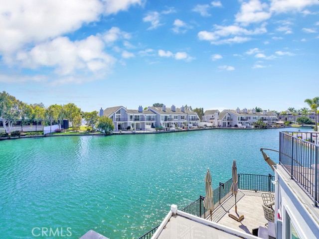 3512 Bravata Drive, Huntington Beach CA: https://media.crmls.org/medias/bbe3fe81-19cb-4bdf-908f-4ed5942ccb48.jpg