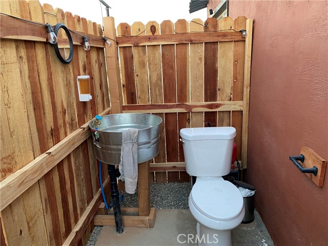 Toilet facility on septic
