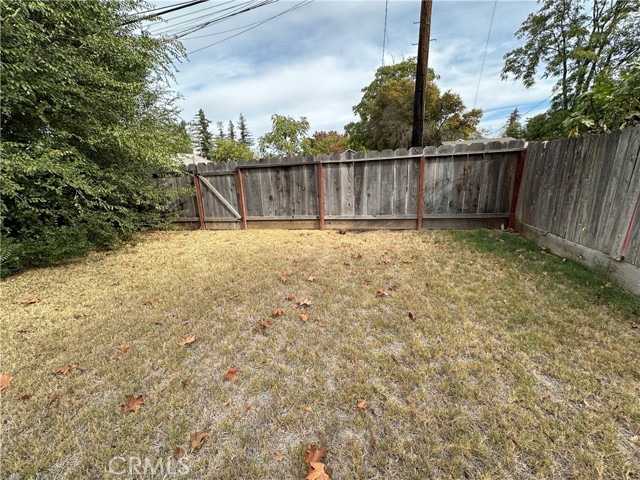 Detail Gallery Image 27 of 42 For 445 W 26th St, Merced,  CA 95340 - 2 Beds | 1 Baths