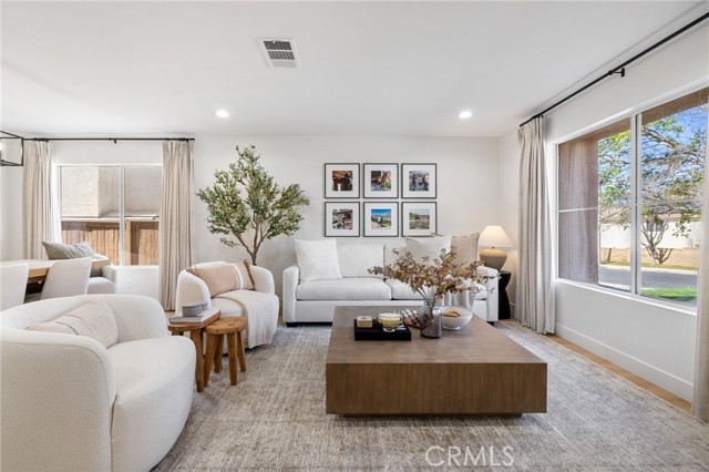 Detail Gallery Image 6 of 51 For 21174 Lone Star, Saugus,  CA 91390 - 4 Beds | 3 Baths