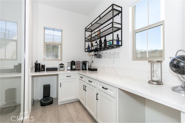 21628 Canyon Cove, Chatsworth CA: https://media.crmls.org/medias/bbe7e87f-6e2c-4027-b40b-686fac216676.jpg
