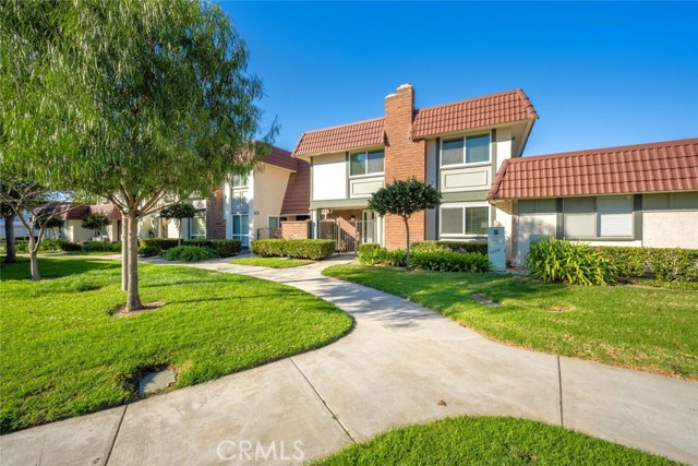 Image 3 of 72 For 6584 Capers Way