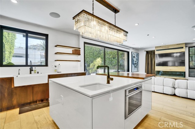 Detail Gallery Image 23 of 75 For 618 6th Ave, Venice,  CA 90291 - 4 Beds | 4 Baths