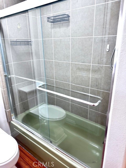 https://media.crmls.org/medias/bbe8bfbf-b978-4b7e-b3a8-ec6c79a50882.jpg?preset=X-Large