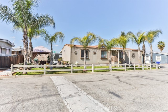 Image 3 for 156 Sir Damas Dr, Riverside, CA 92507