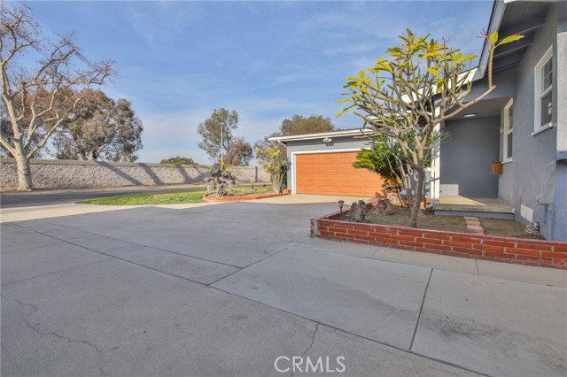 9078 Angell Street, Downey, California 90242, 3 Bedrooms Bedrooms, ,1 BathroomBathrooms,Single Family Residence,For Sale,Angell,DW25036969