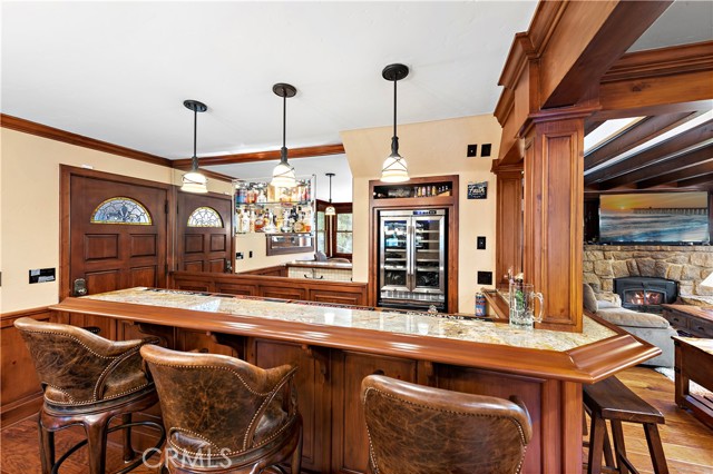 Detail Gallery Image 7 of 70 For 400 Cottage Grove Rd, Lake Arrowhead,  CA 92352 - 4 Beds | 4 Baths