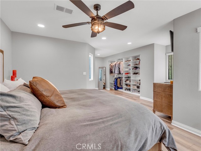 Detail Gallery Image 29 of 54 For 29729 Strawberry Hill Dr, Agoura Hills,  CA 91301 - 3 Beds | 3 Baths