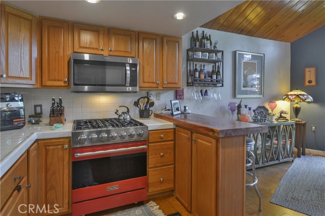 Detail Gallery Image 15 of 32 For 892 Bear Springs Rd, Twin Peaks,  CA 92391 - 2 Beds | 2 Baths