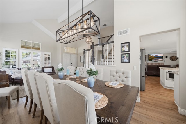 Detail Gallery Image 11 of 51 For 32203 Corte Carmela, Temecula,  CA 92592 - 5 Beds | 3 Baths