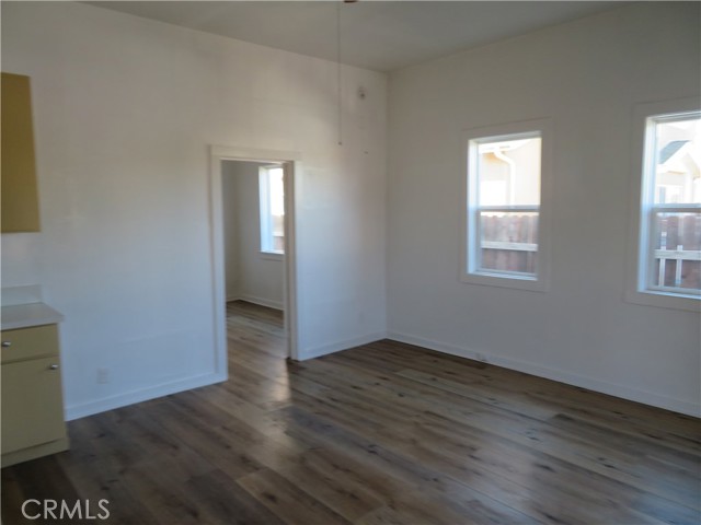 Detail Gallery Image 15 of 19 For 156 E Colden, Los Angeles,  CA 90003 - 2 Beds | 1 Baths