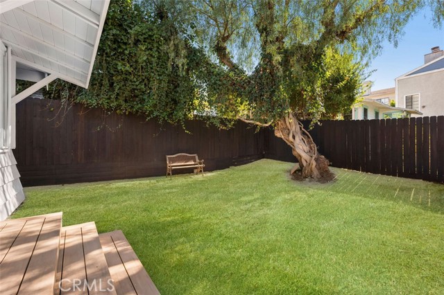 Detail Gallery Image 14 of 14 For 624 Emerald, Redondo Beach,  CA 90277 - 2 Beds | 2 Baths