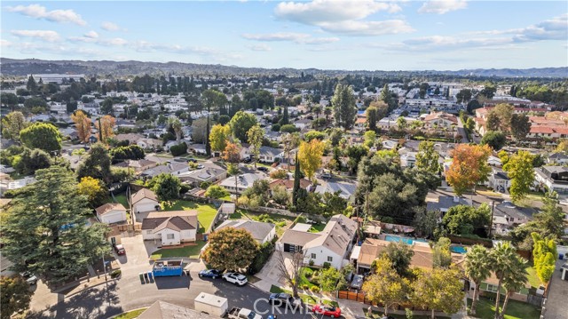 Detail Gallery Image 39 of 41 For 18019 Tiara, Encino,  CA 91316 - 4 Beds | 2 Baths