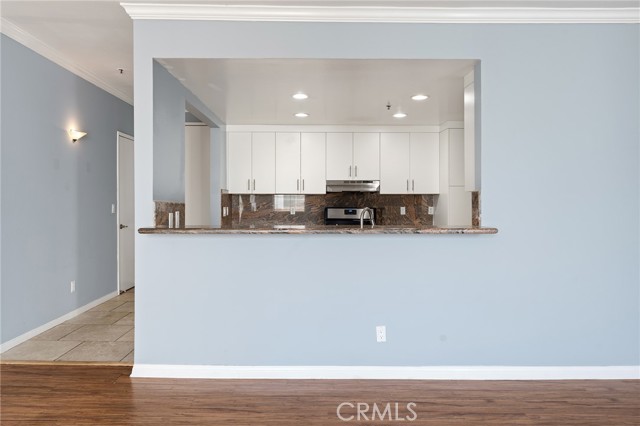 Detail Gallery Image 15 of 51 For 5350 White Oak #413,  Encino,  CA 91316 - 2 Beds | 2 Baths