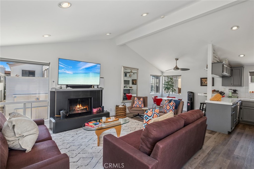 Bbed727e E62a 4637 Bd2f 232b5a32c458