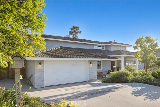 4224 Via Pinzon, Palos Verdes Estates, California 90274, 5 Bedrooms Bedrooms, ,2 BathroomsBathrooms,Residential,Sold,Via Pinzon,SB22098109