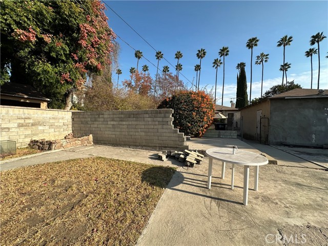 Detail Gallery Image 37 of 62 For 1231 Western Ave, Glendale,  CA 91201 - 2 Beds | 1 Baths