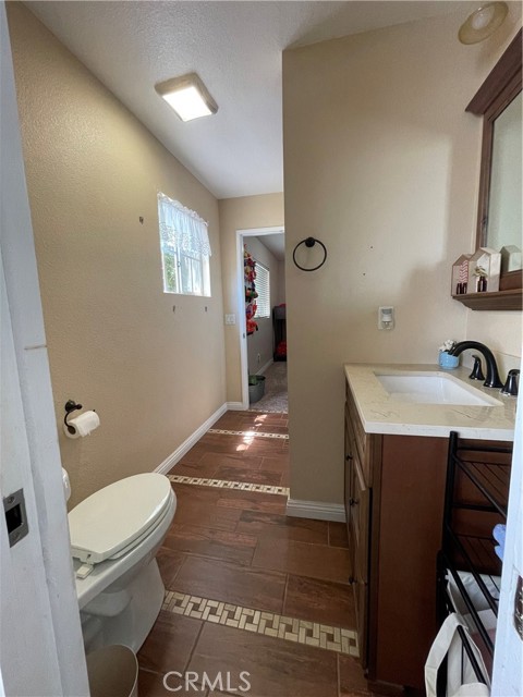 1675 Maple Drive, Chula Vista, California 91911, 3 Bedrooms Bedrooms, ,4 BathroomsBathrooms,Residential,For Sale,Maple Drive,SW24082836