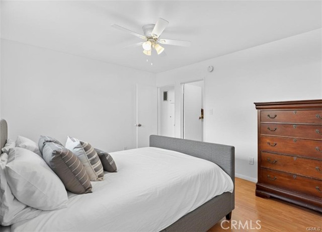 Detail Gallery Image 14 of 23 For 7826 Laurel Canyon Bld #17,  North Hollywood,  CA 91605 - 2 Beds | 1/1 Baths