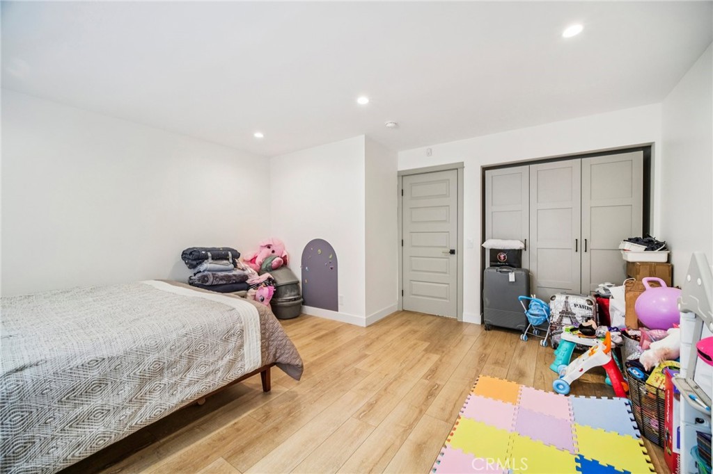 MLS #SR25245012 image #32