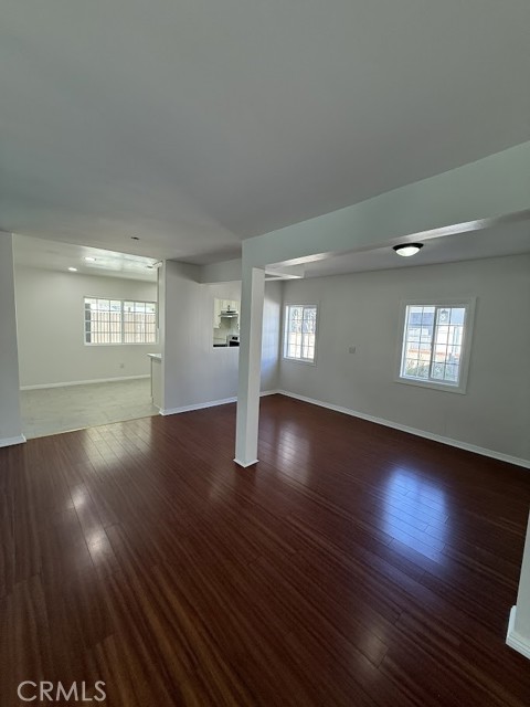9762 Stanwin Avenue, Arleta CA: https://media.crmls.org/medias/bbefc49a-2517-4be3-b286-c4c085f61fb0.jpg
