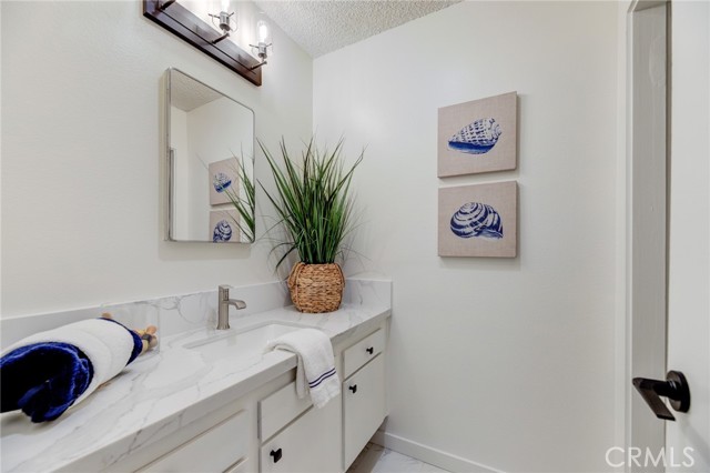 Detail Gallery Image 17 of 41 For 5917 Armaga Spring Rd #N,  Rancho Palos Verdes,  CA 90275 - 2 Beds | 2 Baths