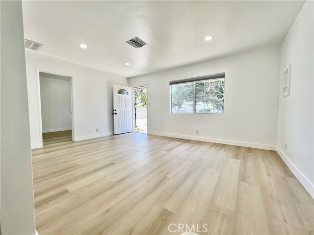 Detail Gallery Image 6 of 34 For 12987 Correnti St, Pacoima,  CA 91331 - 3 Beds | 2 Baths