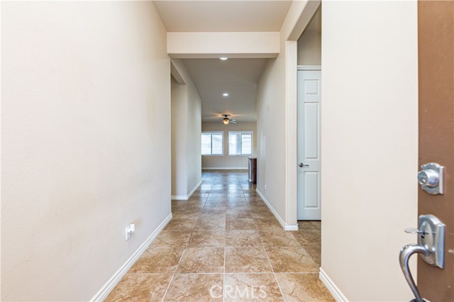 Detail Gallery Image 7 of 32 For 5289 Corte Cidra, Hemet,  CA 92545 - 3 Beds | 2 Baths