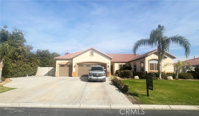 Detail Gallery Image 1 of 58 For 6607 Carracci Ln, Bakersfield,  CA 93306 - 3 Beds | 2 Baths