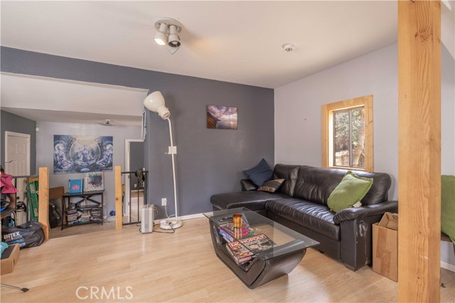 Detail Gallery Image 26 of 33 For 863 Ford Ln, Big Bear Lake,  CA 92315 - 4 Beds | 3/1 Baths