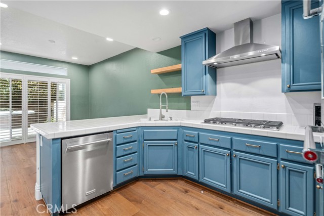 Detail Gallery Image 17 of 53 For 24526 Windsor Dr a,  Valencia,  CA 91355 - 3 Beds | 2/1 Baths