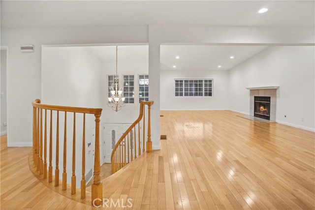 Detail Gallery Image 12 of 64 For 11738 Andasol Ave, Granada Hills,  CA 91344 - 5 Beds | 3 Baths