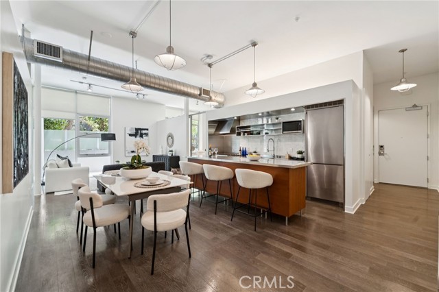 4080 Glencoe, Marina del Rey CA: https://media.crmls.org/medias/bbf2bf85-e4bf-4095-957a-1ff641f42d4c.jpg