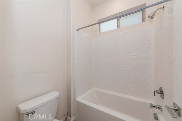 Detail Gallery Image 8 of 38 For 191 Frame, Irvine,  CA 92618 - 3 Beds | 2 Baths