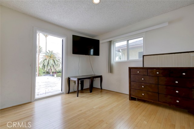 Detail Gallery Image 23 of 52 For 20442 Runnymede, Winnetka,  CA 91306 - 4 Beds | 3 Baths