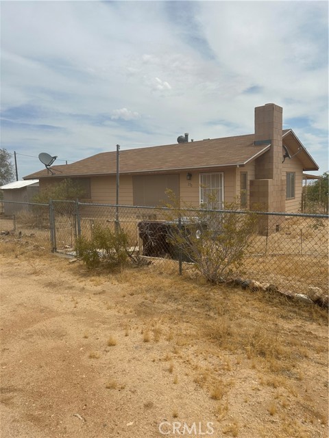 Detail Gallery Image 2 of 22 For 275 Artesia Ave, Yucca Valley,  CA 92284 - 2 Beds | 2 Baths