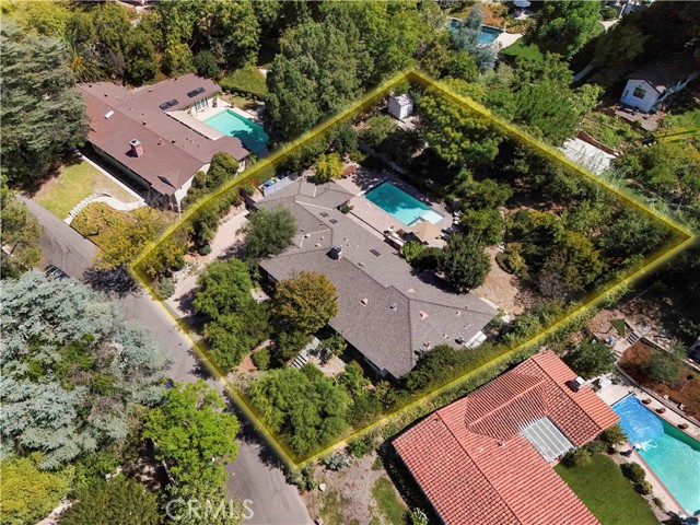 Detail Gallery Image 41 of 59 For 18090 Karen Dr, Encino,  CA 91316 - 4 Beds | 2/1 Baths