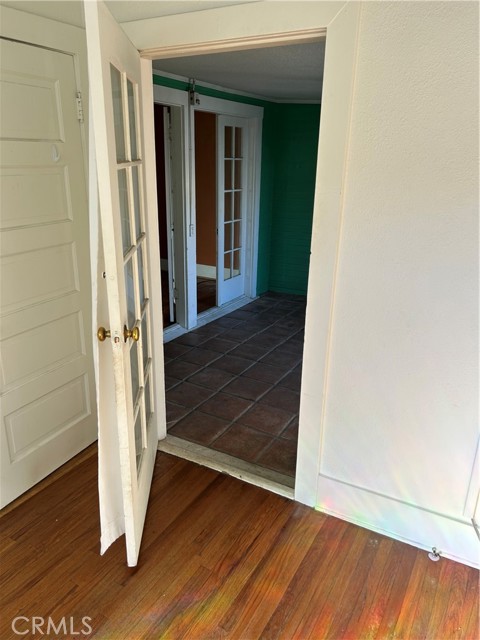 Detail Gallery Image 9 of 14 For 1184 N Kenmore, Los Angeles,  CA 90029 - 3 Beds | 1/1 Baths