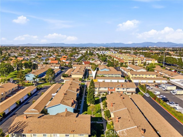 Detail Gallery Image 36 of 44 For 11912 Verbena Ct, Fountain Valley,  CA 92708 - 4 Beds | 3 Baths