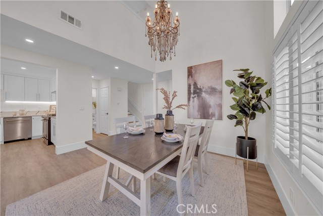 Detail Gallery Image 3 of 34 For 19055 Woodland Way, Lake Forest,  CA 92679 - 3 Beds | 2/1 Baths