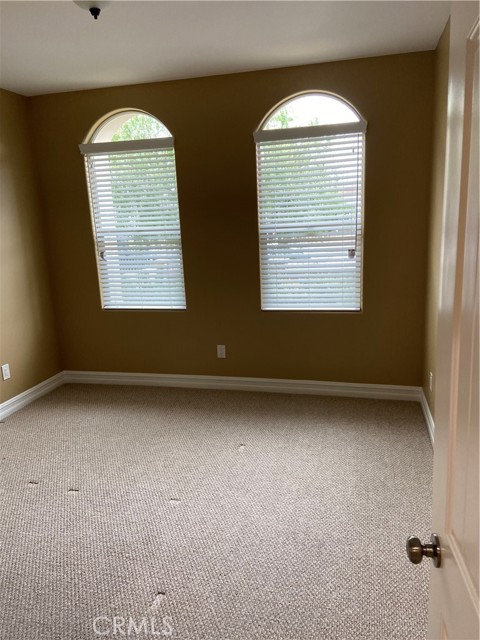 385 W 19th Street, San Pedro CA: https://media.crmls.org/medias/bbf64de5-cd02-44f0-87ef-58e36308a65a.jpg