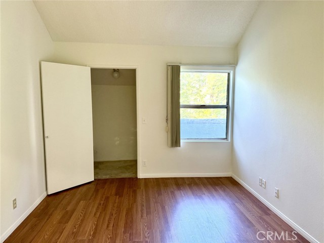 7640 Oso Avenue, Winnetka CA: https://media.crmls.org/medias/bbf6eaec-2c05-49e3-8a71-a86f1656bea6.jpg