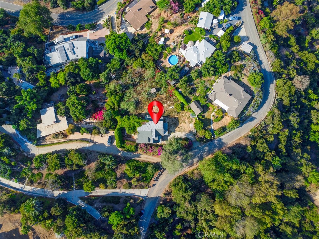 https://media.crmls.org/medias/bbf71006-08ce-4152-ac51-b05c0aeda554.jpg?preset=X-Large