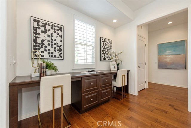 Detail Gallery Image 12 of 36 For 238 Shelbourne, Irvine,  CA 92620 - 4 Beds | 4 Baths